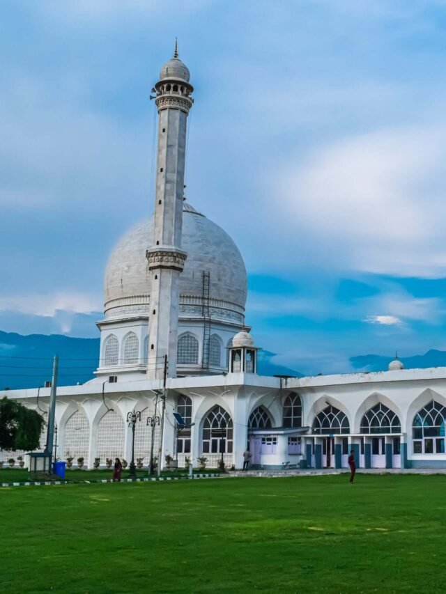 14-fascinating-facts-about-hazratbal-shrine-1694871690